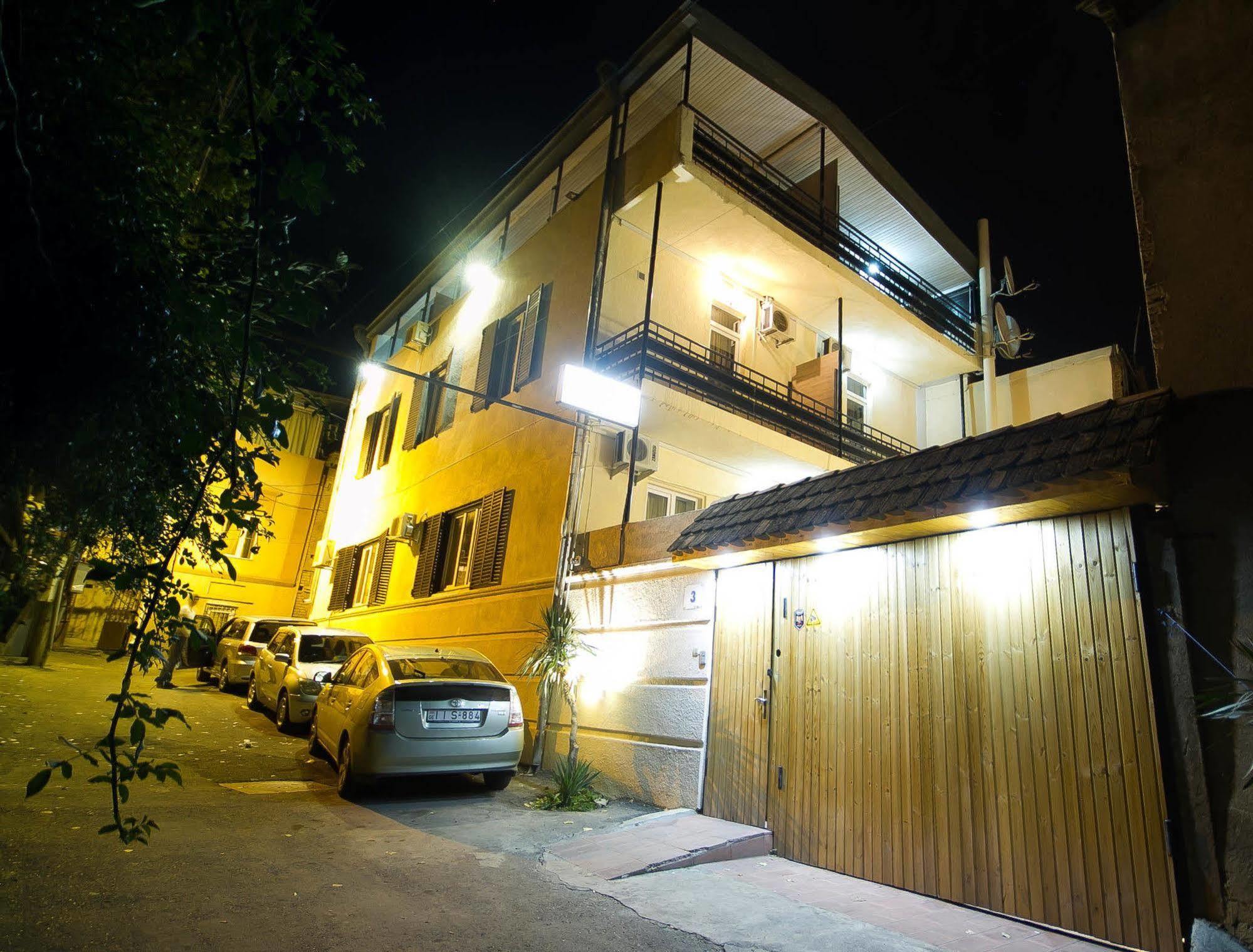 Log Inn Boutique Hotel Tbilisi Exterior foto
