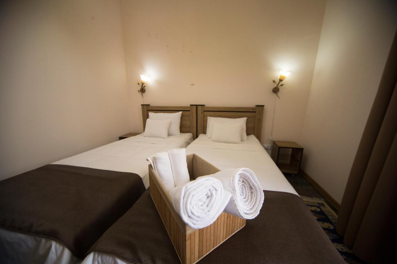 Log Inn Boutique Hotel Tbilisi Exterior foto